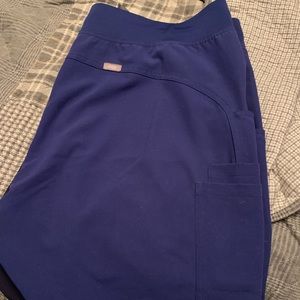 Women’s Figs Cargo Pants